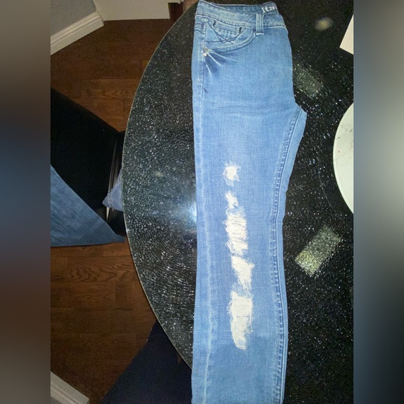 Woman’s jeans with bling detailing - Picture 11 of 11